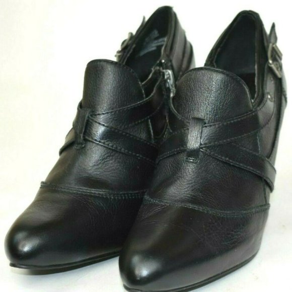 Vera Wang IBIS Black‎ 4" Heels Leather Bootie 9 1/2 M - Picture 1 of 13
